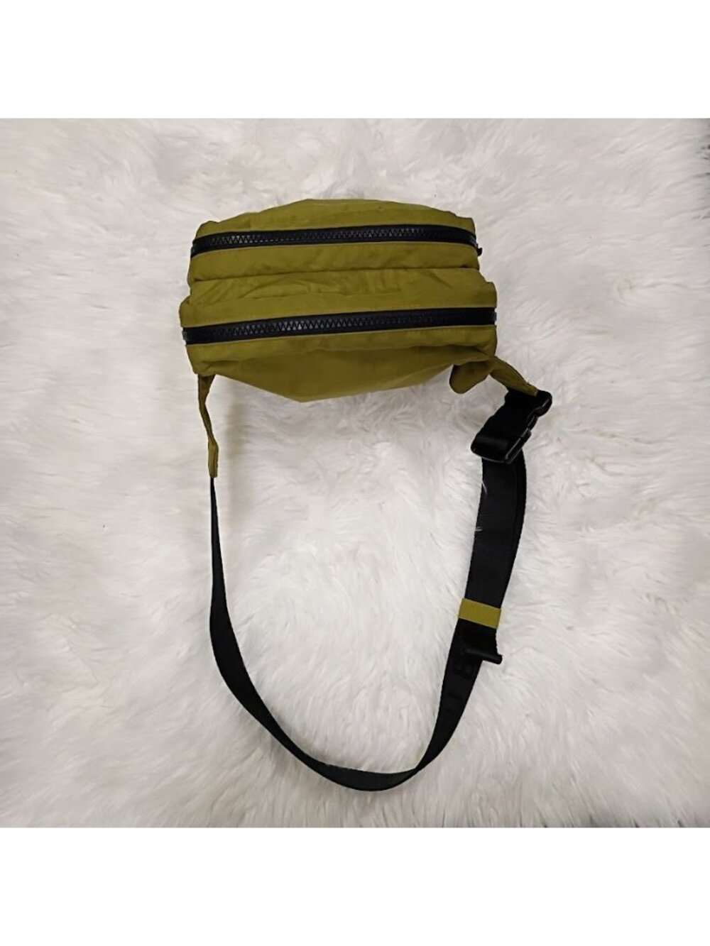 Baggu Olive Green Fannybag Crossbody Bag Lightweight Adjustable Strap Durable - Picture 4 of 11